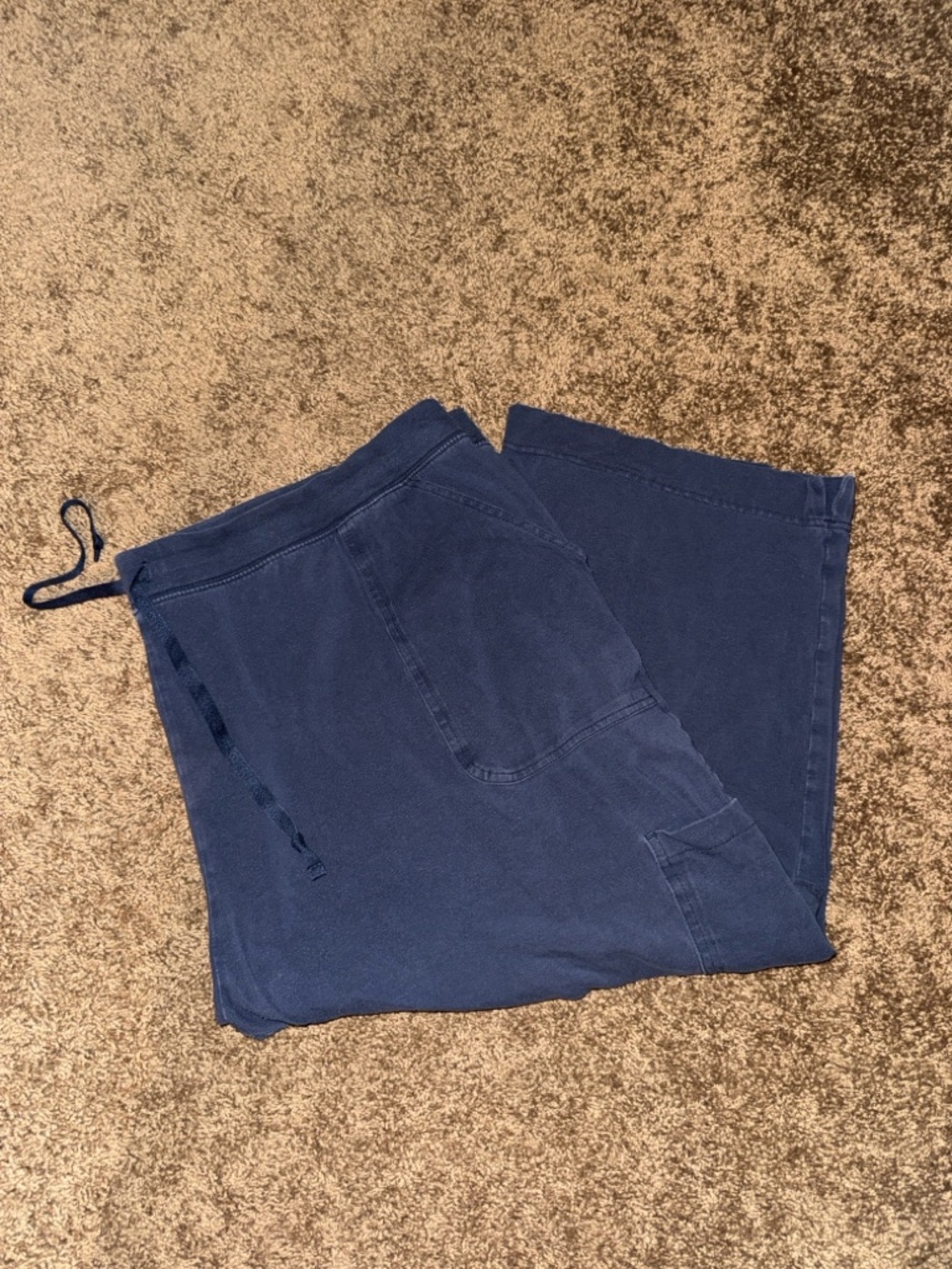 Women’s Basic Editions Capri Sweatpants